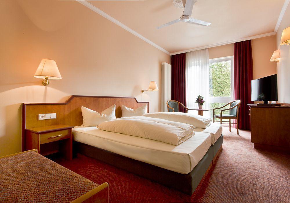 Hotel Victoria 바트크로이즈나흐 외부 사진